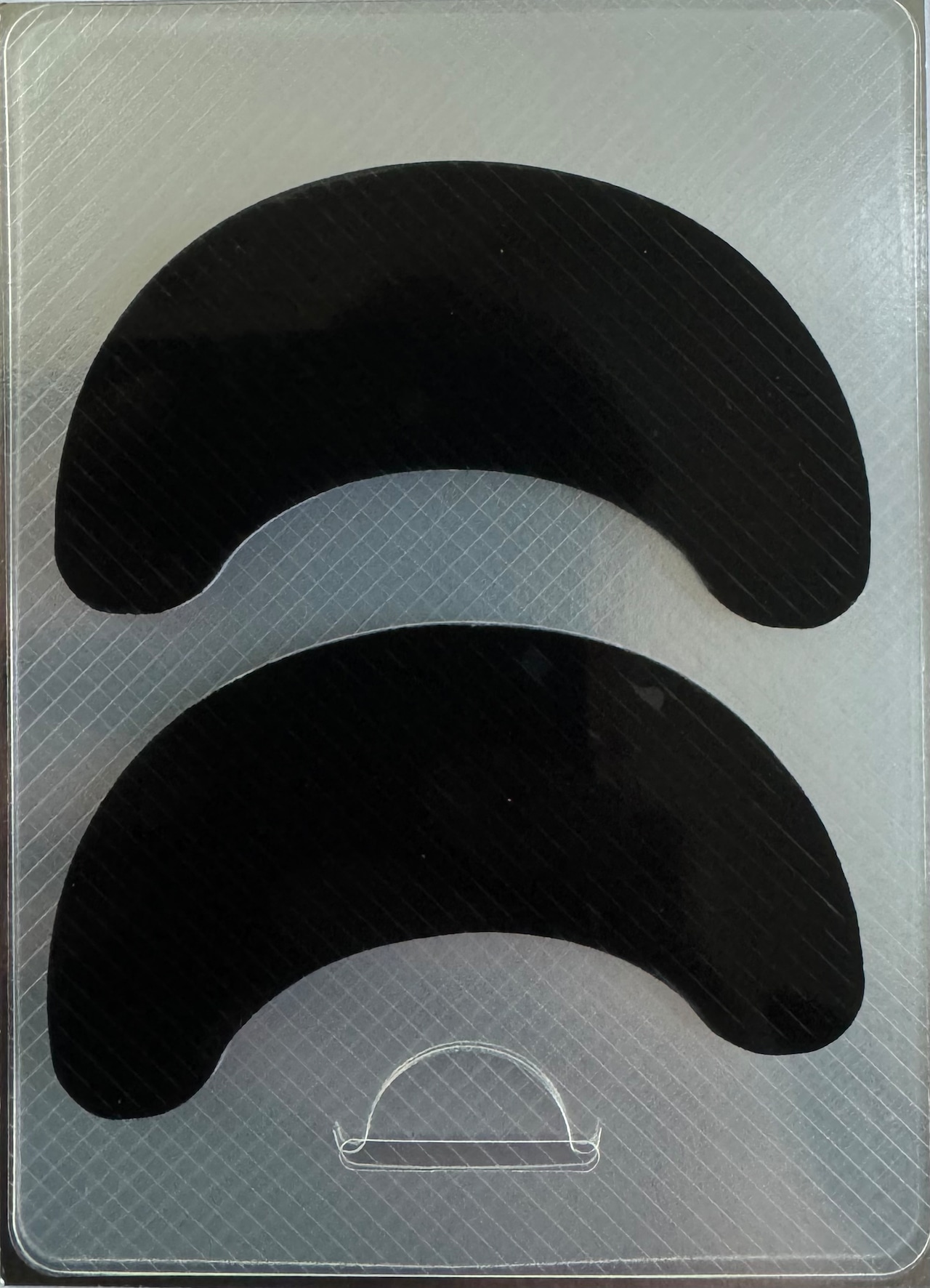 ぷにぽか目もとパッチの実物写真